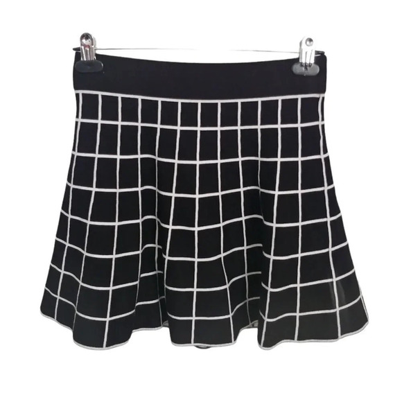 Forever 21 Monochromatic Mini Skirt, Reversible, S - Picture 3 of 6